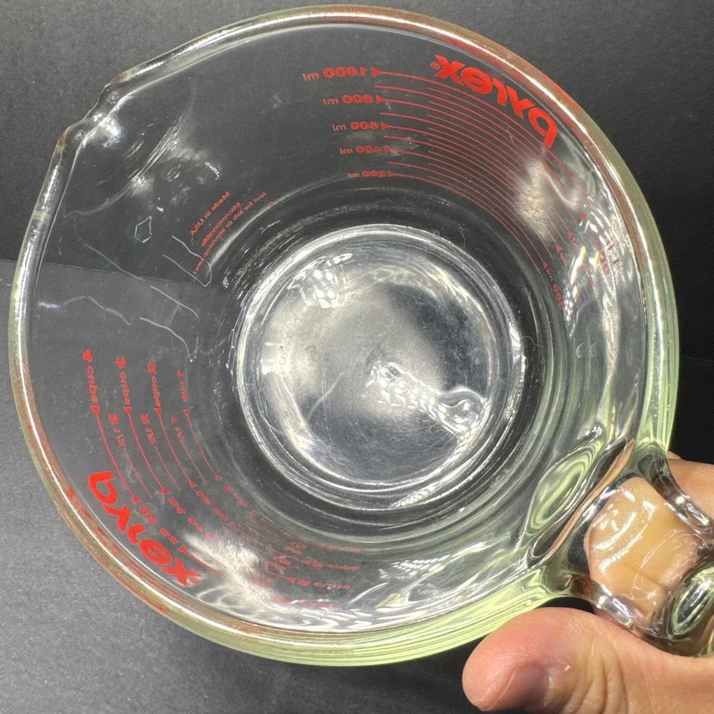 Pyrex 4 Cup 1 Liter Glass Measuring Cup Red Markings Clear Glass with Handle VTG